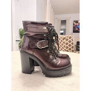 GBG GUESS Los Angeles Combat Boots Dark Purple Honey glaze Size 7.5